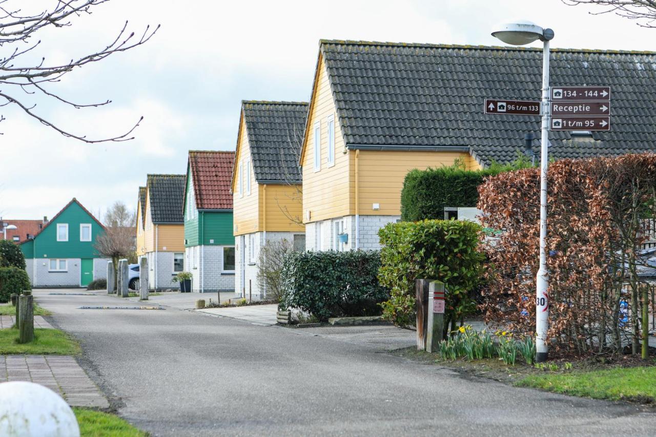 Vakantiewoning 114 In Villapark De Oesterbaai Wemeldinge Extérieur photo